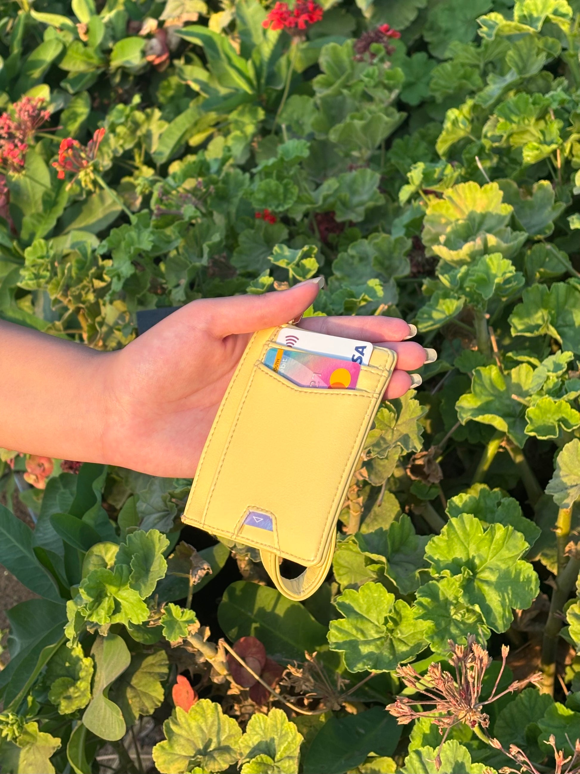 Butter Yellow Cardlet