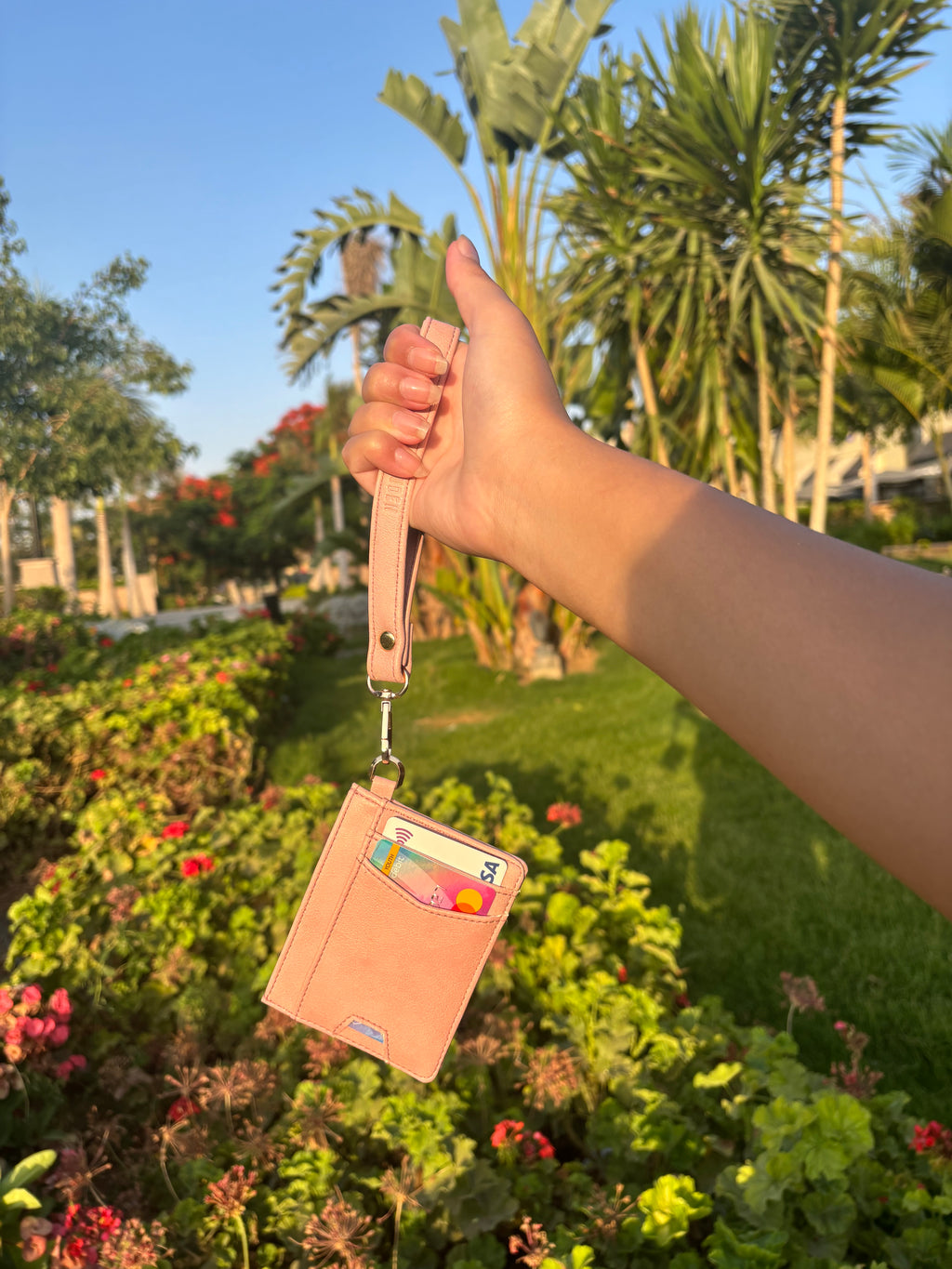 Blush Cardlet