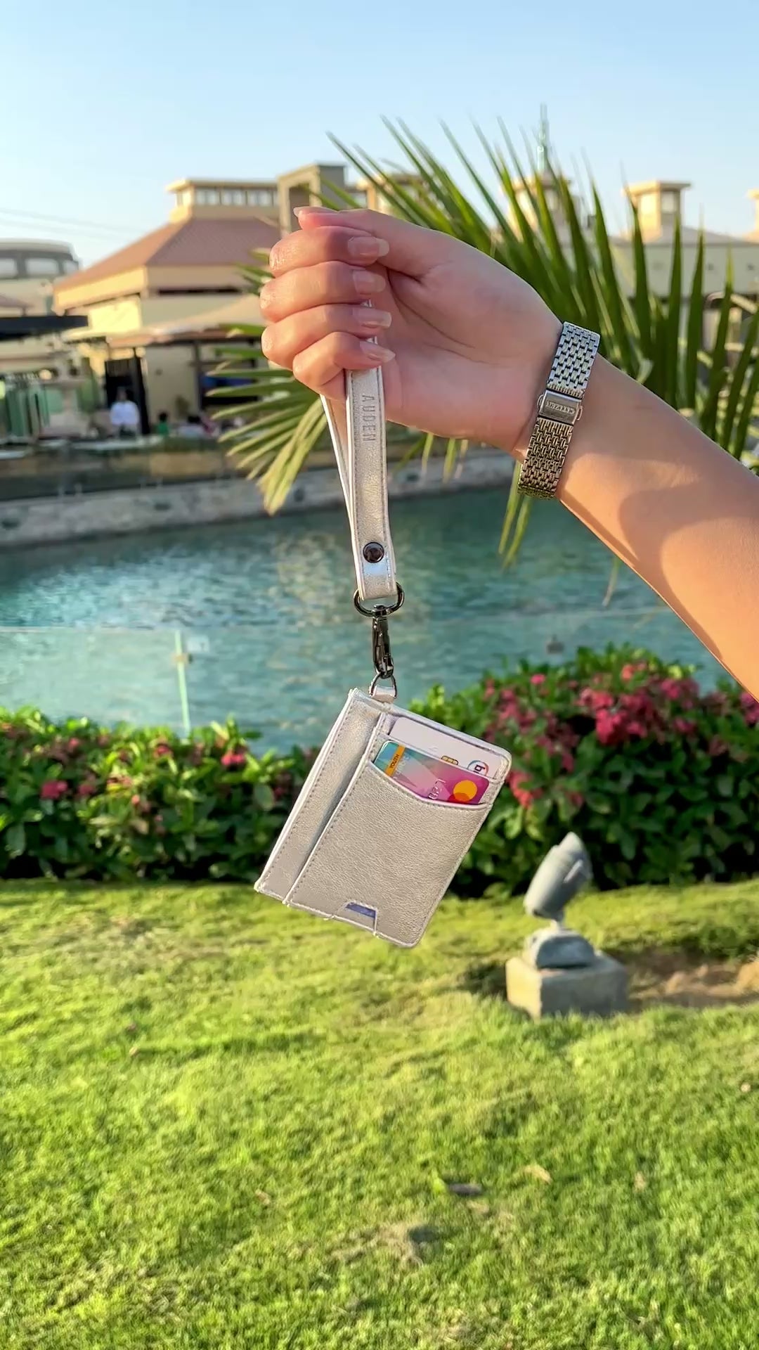 Silver Cardlet