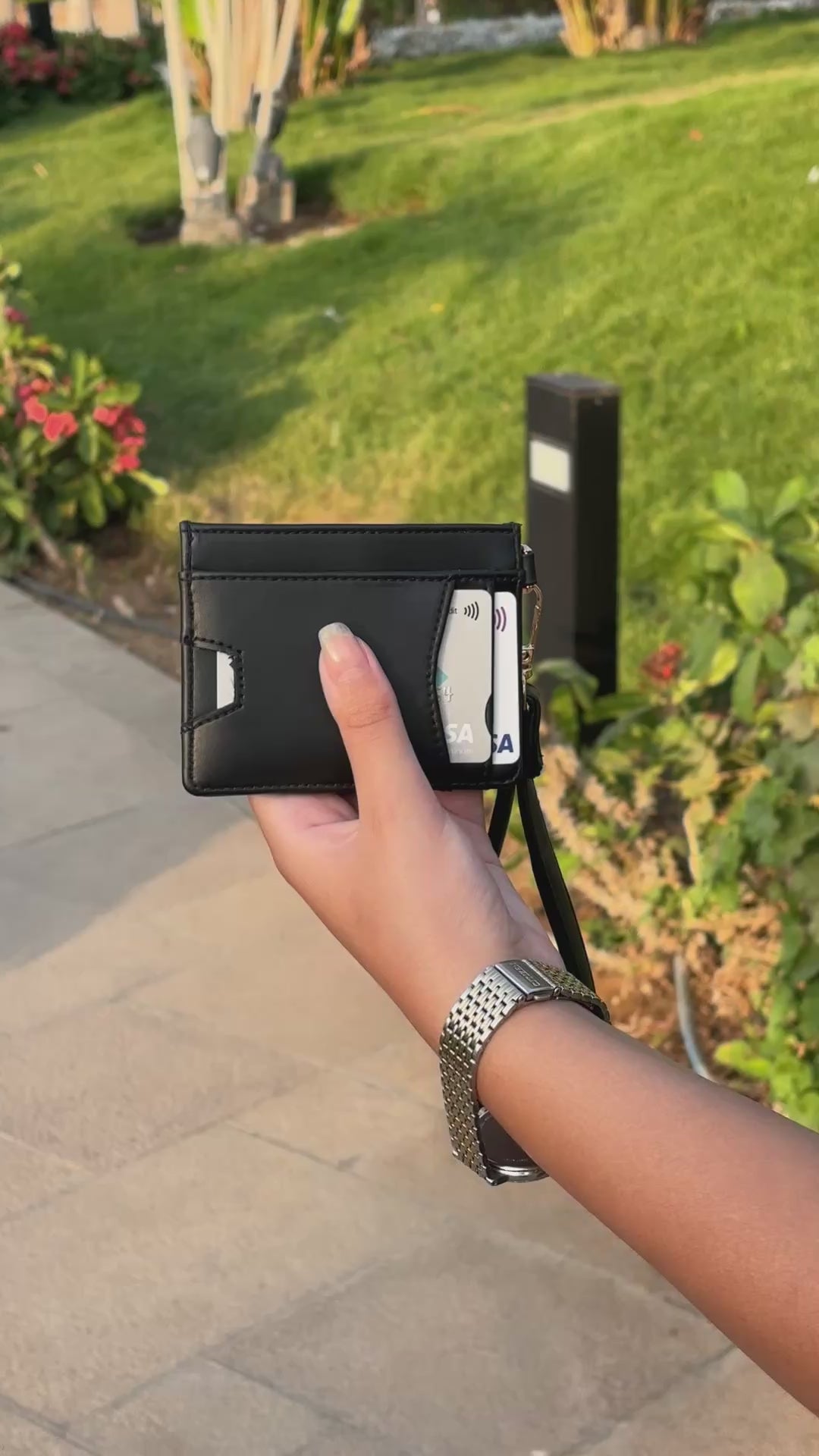 Black Cardlet