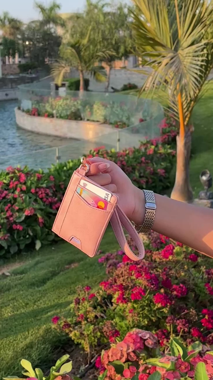 Blush Cardlet