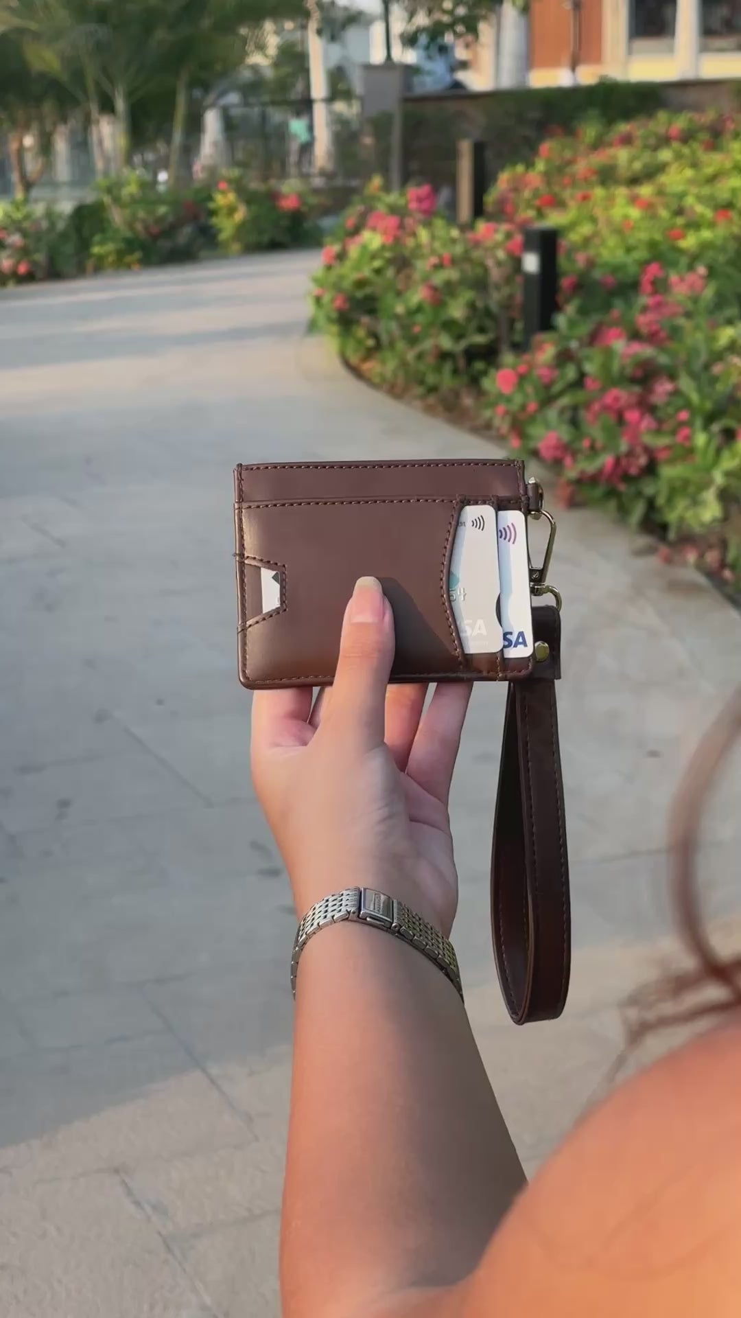 Brown Cardlet